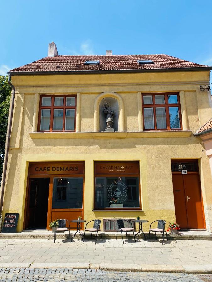 Bed and Breakfast Demaris Тршебич Экстерьер фото